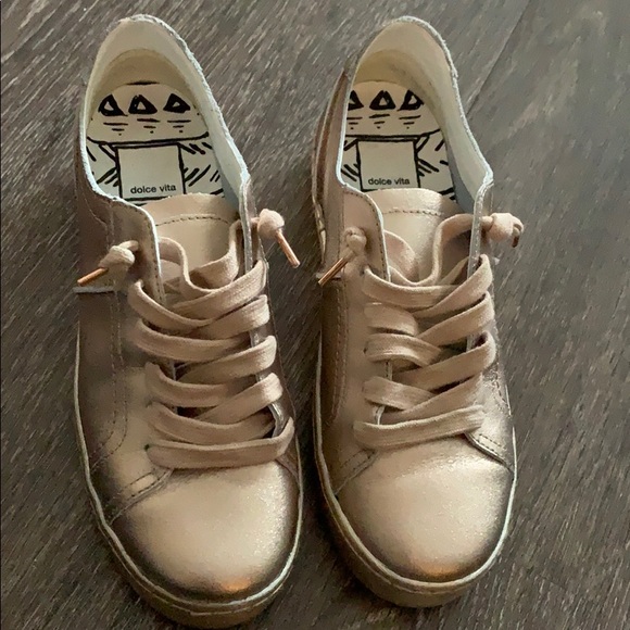 dolce vita rose gold sneakers